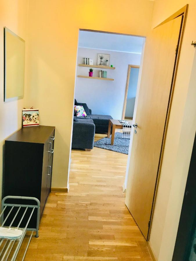 Cozy City Central Apartment, Free Parking Tallinn Bagian luar foto