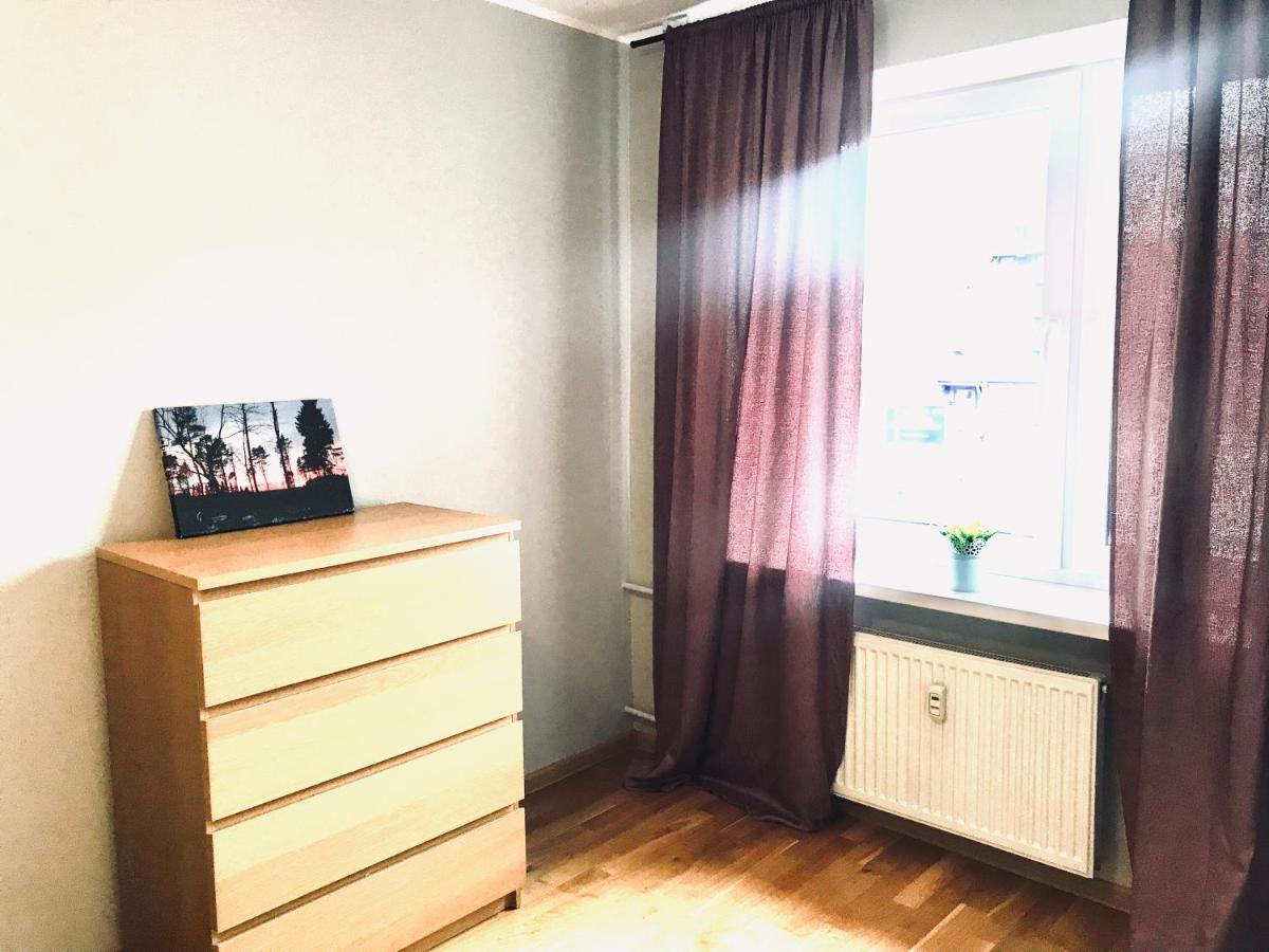 Cozy City Central Apartment, Free Parking Tallinn Bagian luar foto